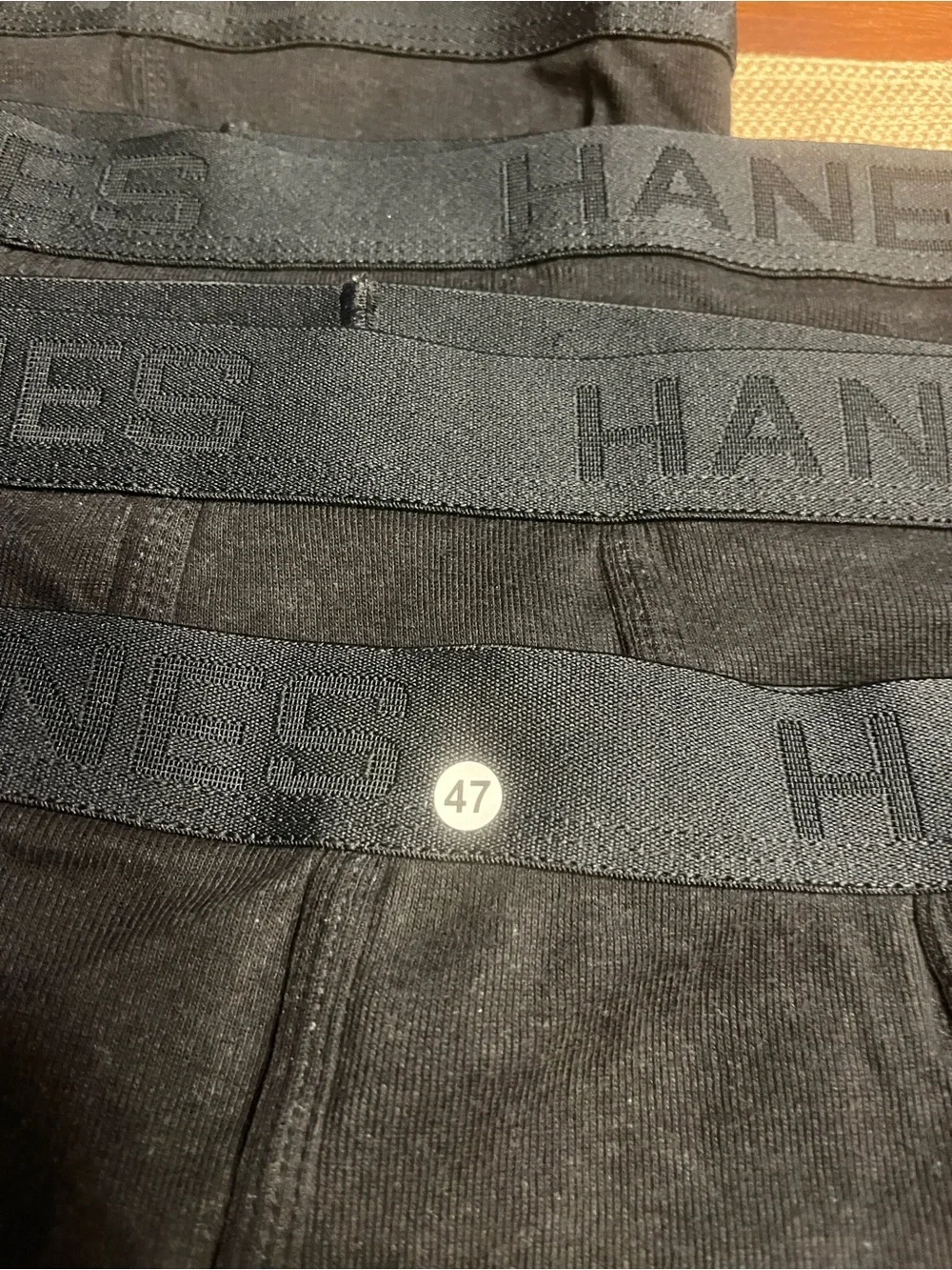 ..47..Hanes Men's Black Cotton Briefs - 4 Pack m